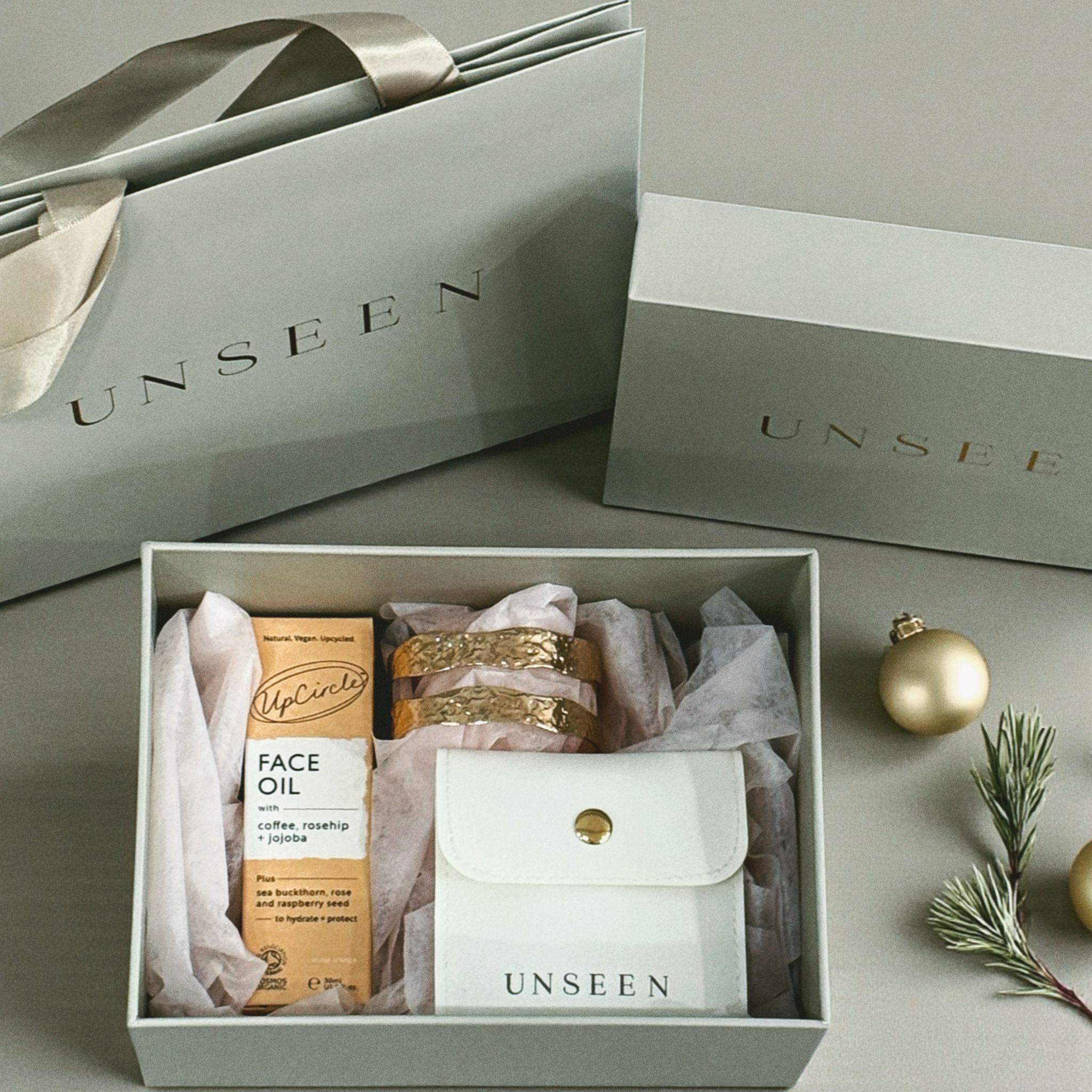 Golden Stillness by Unseen - slika 2