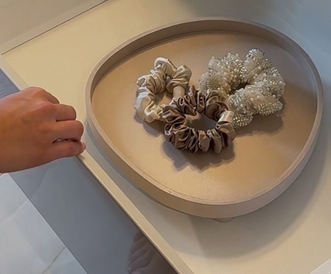 Unseen Pearl Couture gumica - slika 3